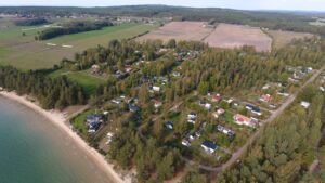 Flygbild över Djurkälla. Foto.