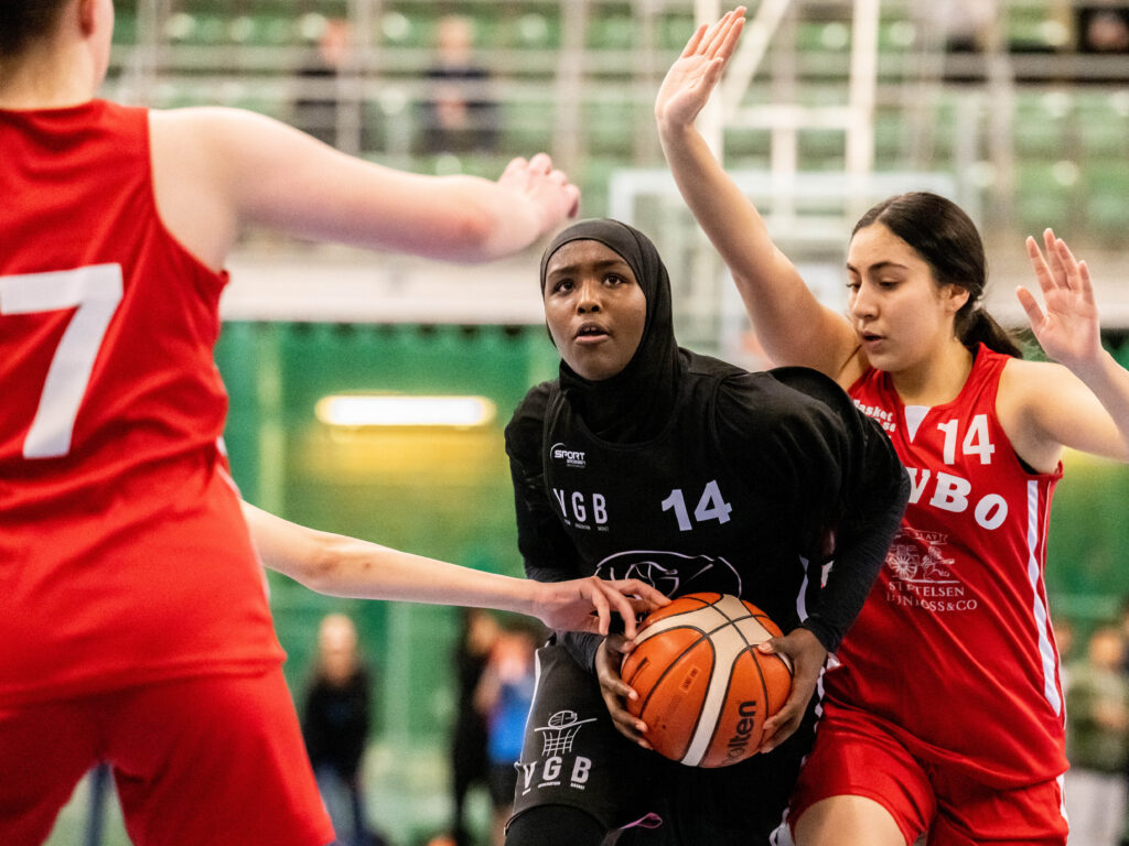 Thumbnail for Streetbasket 3*3 – Sommarlovsturnering på Väster