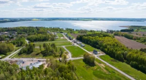 Flygbilder över bostadsområdet Bråta hagar i Borensberg. Foto.