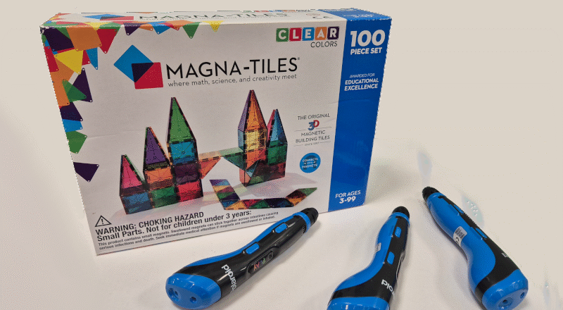 Bild på MagnaTiles och 3D-pennor